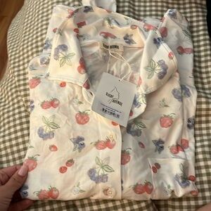 Go Slow Shirt Summer Berries- Djerf avenue